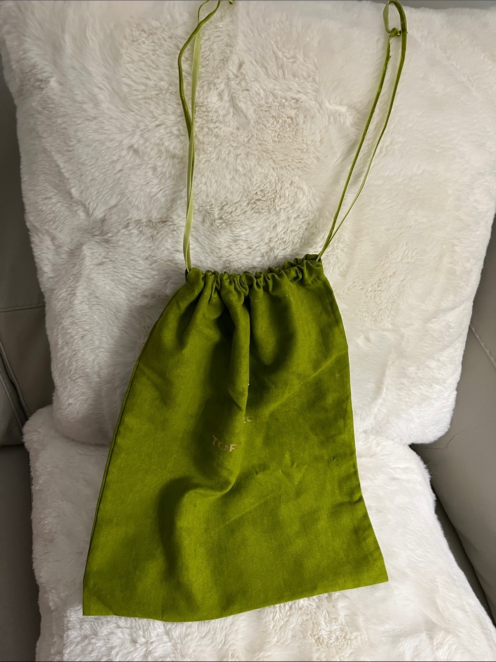 Tory Burch Lime Green Drawstring Dust Bag with Gold Logo - Picture 3 of 5